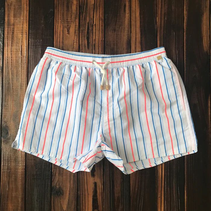 Classiques élégants : shorts de bain d'été de Geurt