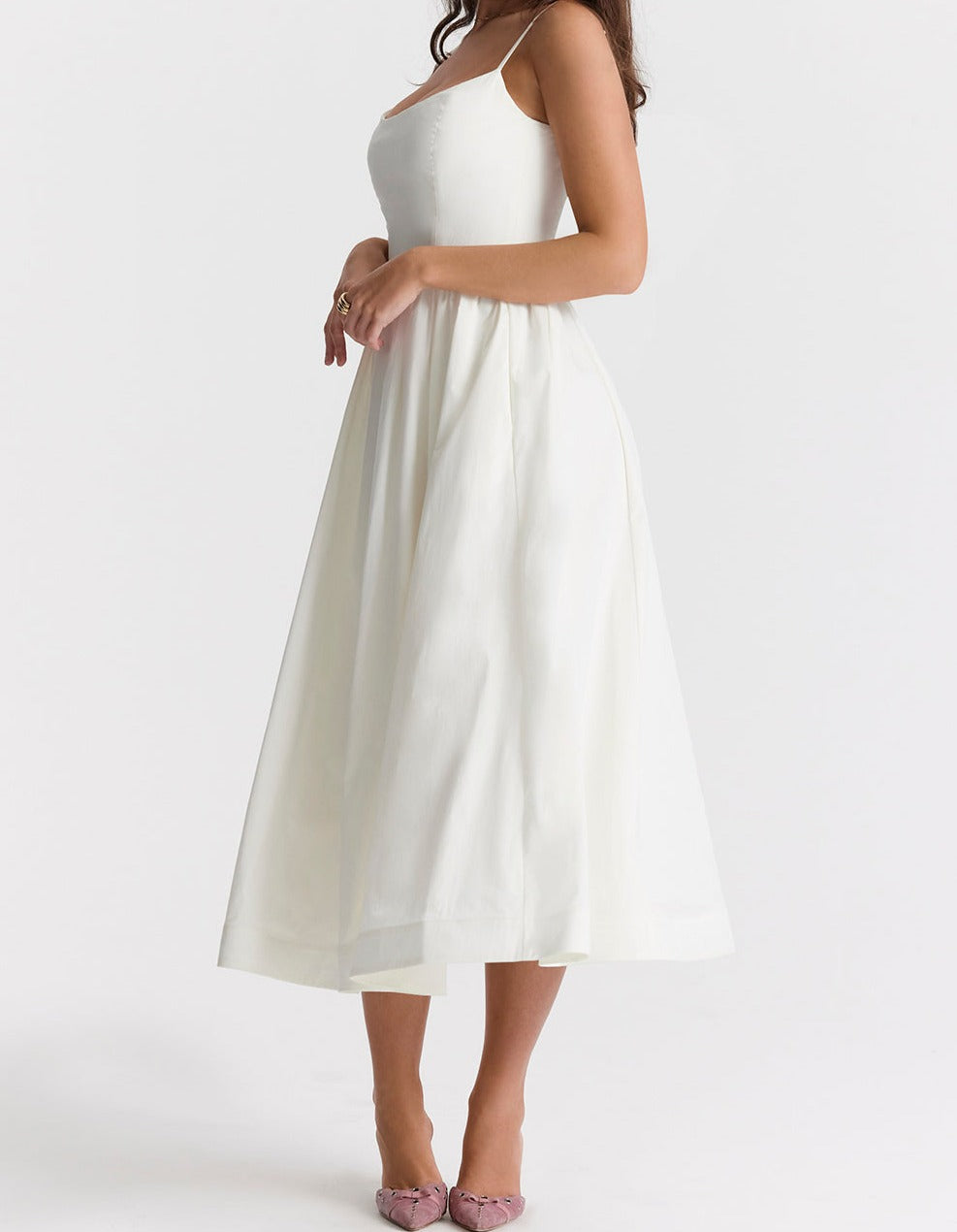 Mia™ - Elegant Sleeveless Dress