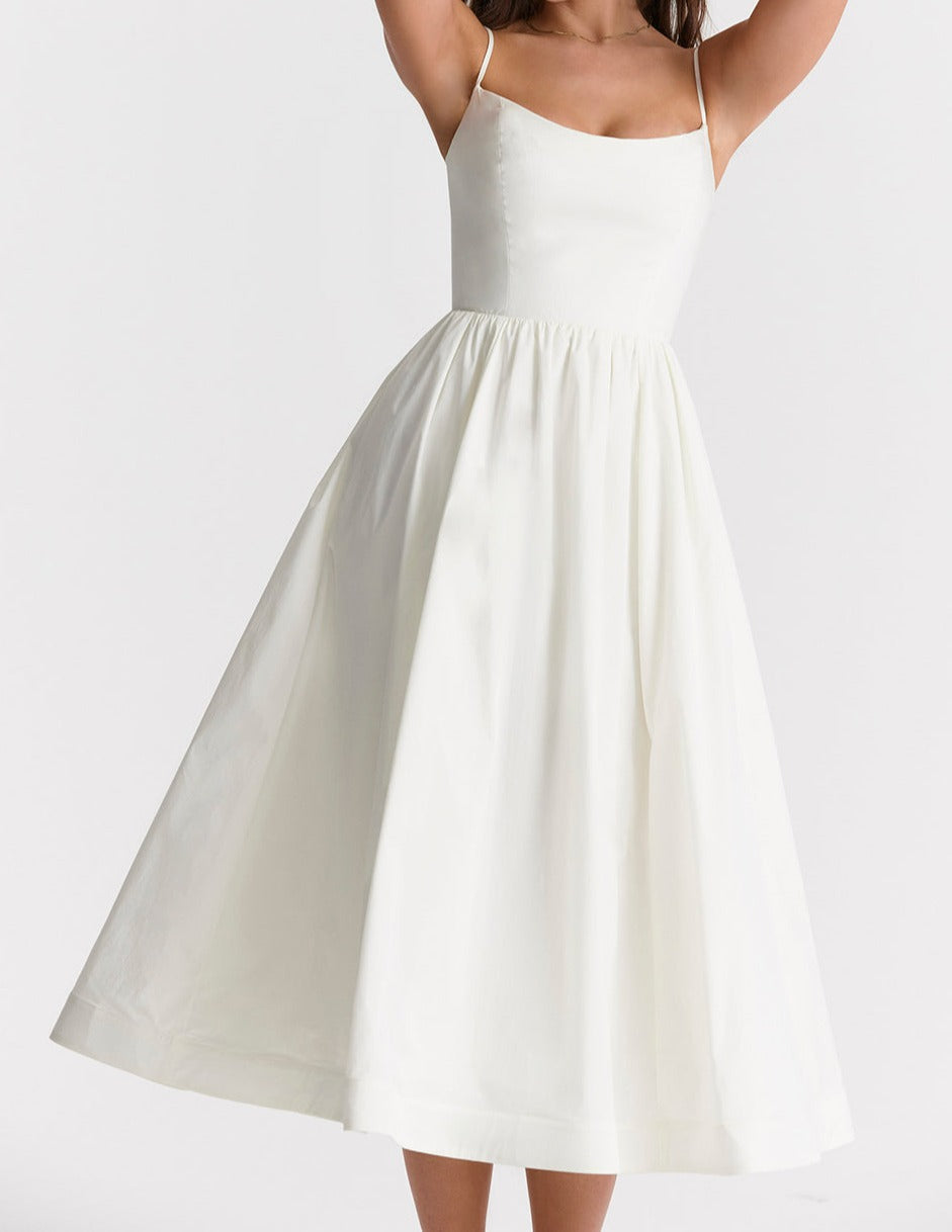 Mia™ - Elegant Sleeveless Dress