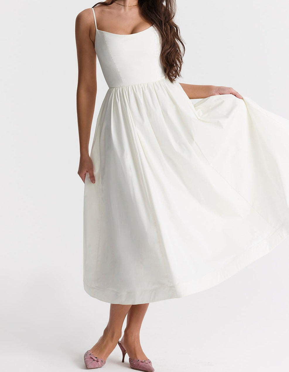 Mia™ - Elegant Sleeveless Dress
