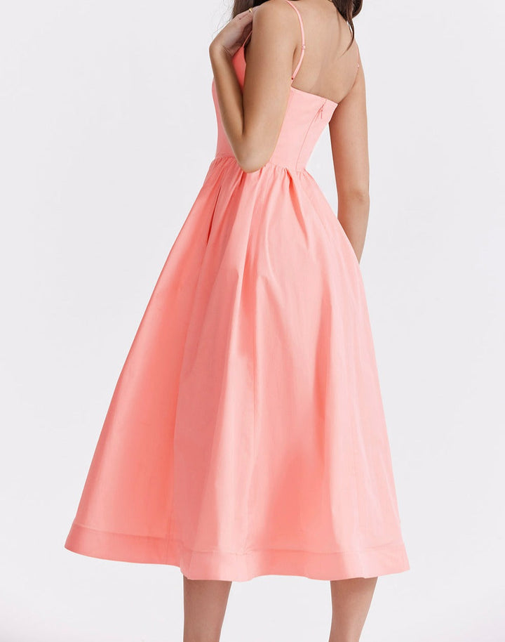 Mia™ - Elegant Sleeveless Dress