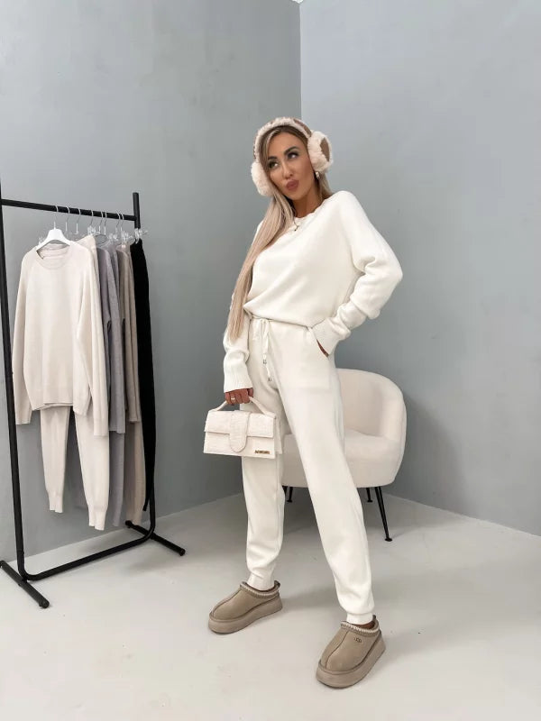 Nemia - Luxurious Loungewear Set for Women with Style