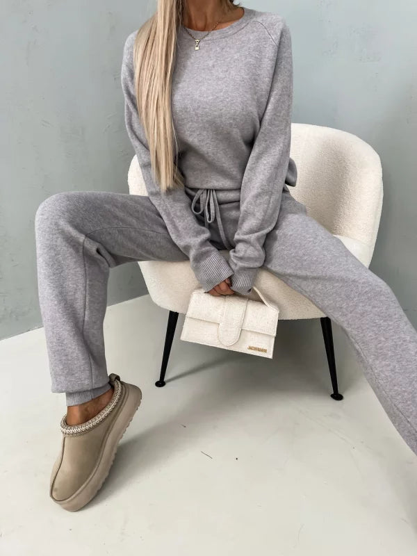 Nemia - Luxurious Loungewear Set for Women with Style