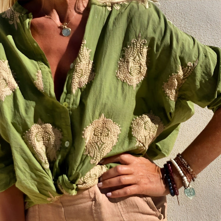 Kate - Modische und trendige Damenbluse