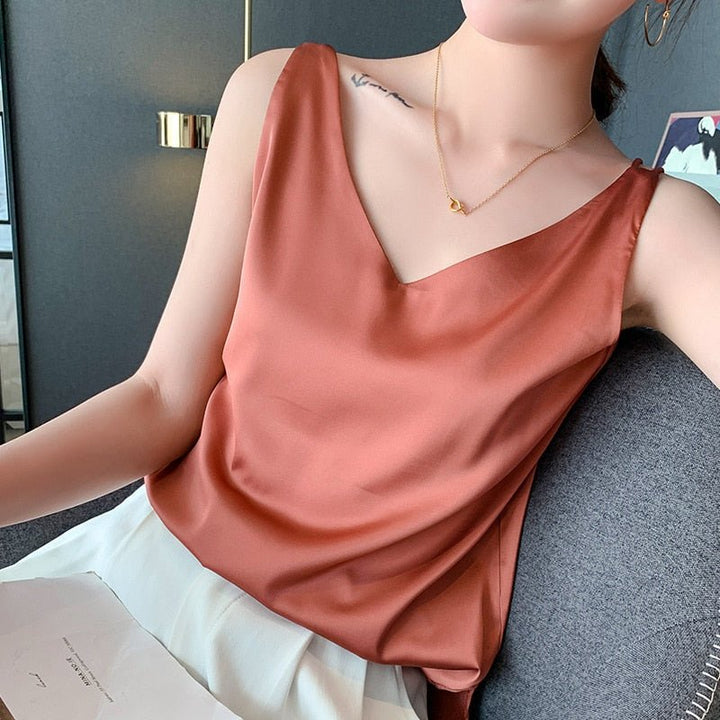 Trina - Luxurious Silk Tank Top for Women with an Elegant Touch