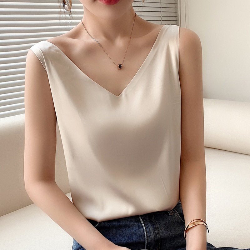 Trina - Luxurious Silk Tank Top for Women with an Elegant Touch